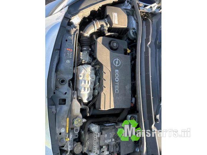 Pompa klimatyzacji z Opel Corsa E 1.3 CDTi 16V ecoFLEX 2017