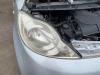 Headlight, right from a Peugeot 107 1.0 12V 2005