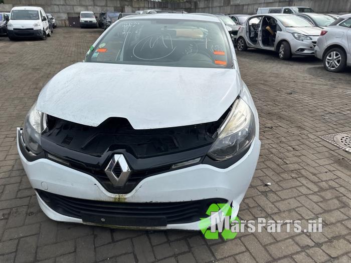 Slupek lewy tyl z Renault Clio IV (5R) 1.5 dCi 75 FAP 2015