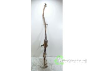 Used Front pipe + catalyst Toyota Prius Plus (ZVW4) 1.8 16V Price on request offered by Autodemontagebedrijf De Mars