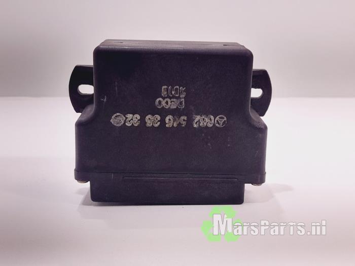 Glow plug relay from a Mercedes-Benz G (460) 240 GD 1995
