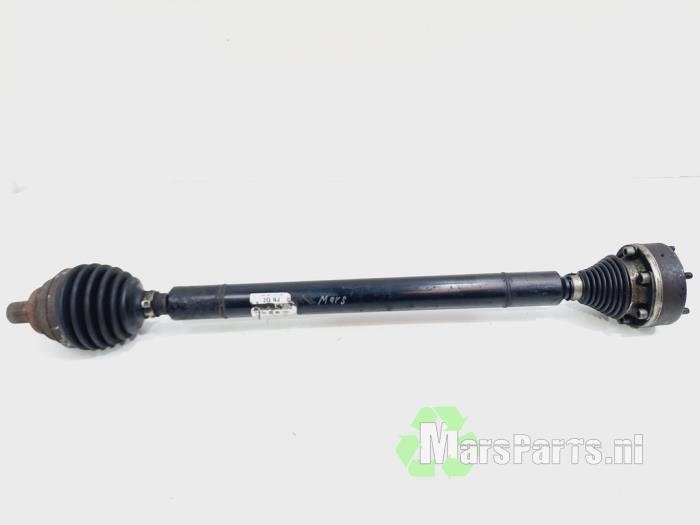 Front drive shaft, right from a Seat Leon (5FB) 1.6 TDI Ecomotive 16V 2014
