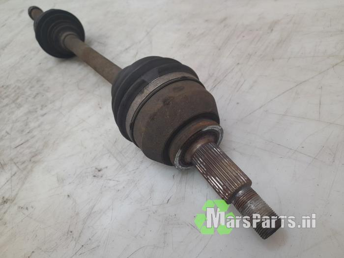 Front drive shaft, right from a Renault Trafic (1FL/2FL/3FL/4FL) 1.6 dCi 95 2017