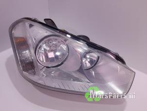 Used Headlight, right Ford C-Max Price € 100,00 Margin scheme offered by Autodemontagebedrijf De Mars