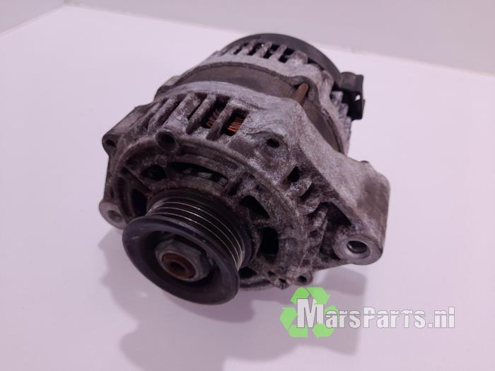 Begagnade Dynamo Chevrolet Spark (M300) 1.0 16V Bifuel Pris € 25,00 Marginaltabell erbjuds av Autodemontagebedrijf De Mars