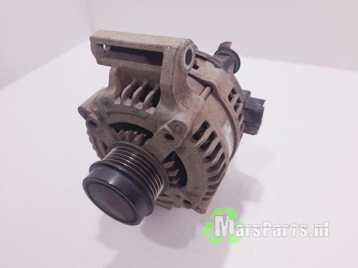 Begagnade Dynamo Opel Insignia 2.0 SIDI Eco Turbo 16V Pris € 100,00 Marginaltabell erbjuds av Autodemontagebedrijf De Mars