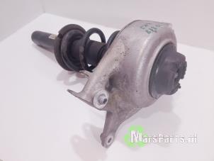 Begagnade Stötdämparstång, vänster fram Audi A5 (8T3) 3.2 FSI V6 24V Quattro Pris € 45,00 Marginaltabell erbjuds av Autodemontagebedrijf De Mars