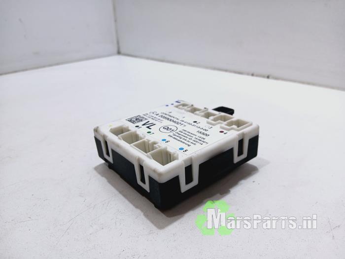 Usados Módulo electrónico central Mercedes C (W205) C-200 1.6 CDI BlueTEC, C-200 d 16V Precio € 45,00 Norma de margen ofrecido por Autodemontagebedrijf De Mars
