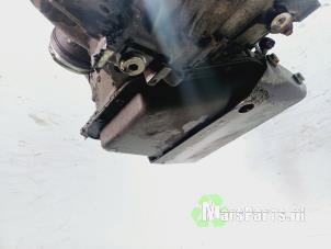 Getriebe van een Volkswagen Polo IV (9N1/2/3) 1.4 16V 75 2005