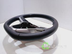 Begagnade Ratt Volkswagen Taigo 1.0 TSI 95 12V Pris € 198,00 Marginaltabell erbjuds av Autodemontagebedrijf De Mars