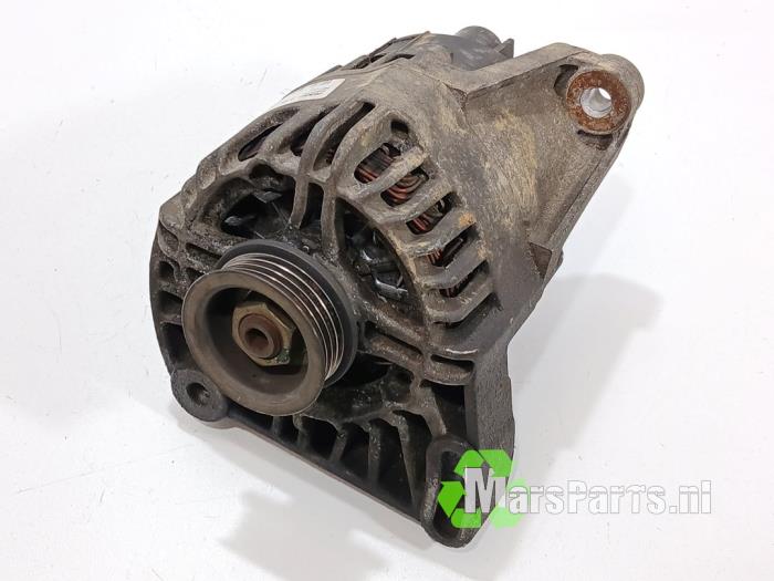 Begagnade Dynamo Fiat Panda (169) 1.2 Fire Pris € 30,00 Marginaltabell erbjuds av Autodemontagebedrijf De Mars