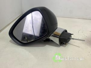Używane Lusterko zewnetrzne lewe Citroen DS3 (SA) 1.2 12V PureTech 82 Cena € 72,00 Procedura marży oferowane przez Autodemontagebedrijf De Mars