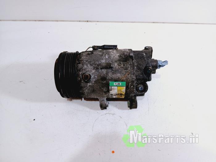 Używane Pompa klimatyzacji Austin Mini Open (R52) 1.6 16V Cooper Cena € 50,00 Procedura marży oferowane przez Autodemontagebedrijf De Mars