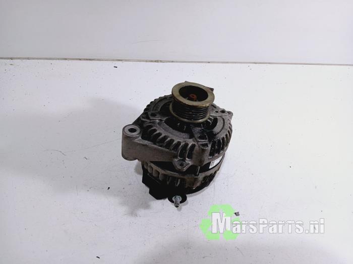 Begagnade Dynamo Landrover Range Rover Velar (LY) 5.0 V8 32V SVR Pris € 150,00 Marginaltabell erbjuds av Autodemontagebedrijf De Mars