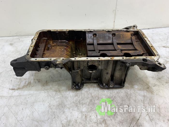 Usagé Couvercle carter BMW X5 (E53) 4.6 iS V8 32V Prix € 100,00 Règlement à la marge proposé par Autodemontagebedrijf De Mars