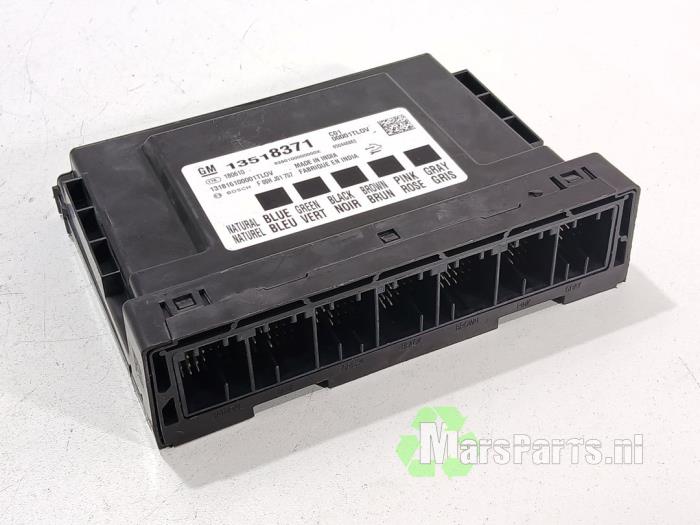 Gebrauchte Steuergerät Body Control Opel Astra K 1.6 CDTI 110 16V Preis € 40,00 Margenregelung angeboten von Autodemontagebedrijf De Mars
