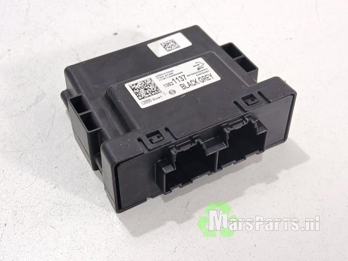 Używane Modul gateway Opel Astra K 1.6 CDTI 110 16V Cena € 30,00 Procedura marży oferowane przez Autodemontagebedrijf De Mars