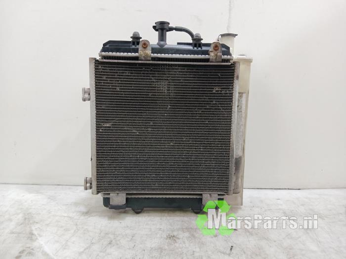 Used Radiator Peugeot 108 1.0 12V Price € 245,00 Margin scheme offered by Autodemontagebedrijf De Mars