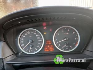 Motor van een BMW 5 serie (E60) 545i 32V 2004