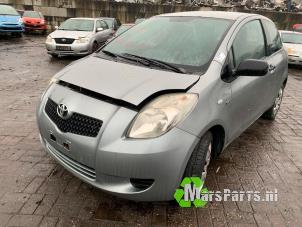 Usados Bomba eléctrica de combustible Toyota Yaris II (P9) 1.4 D-4D Precio € 60,00 Norma de margen ofrecido por Autodemontagebedrijf De Mars
