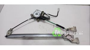 Begagnade Fönstermekanism, 2-dörrars, vänster fram Opel Agila (A) 1.2 16V Twin Port Pris € 35,00 Marginaltabell erbjuds av Autodemontagebedrijf De Mars