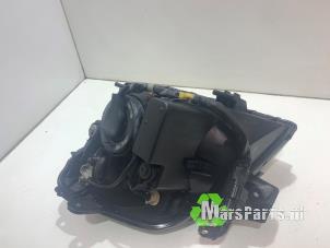 Gebrauchte Scheinwerfer rechts Kia Picanto (BA) 1.0 12V Preis € 40,00 Margenregelung angeboten von Autodemontagebedrijf De Mars