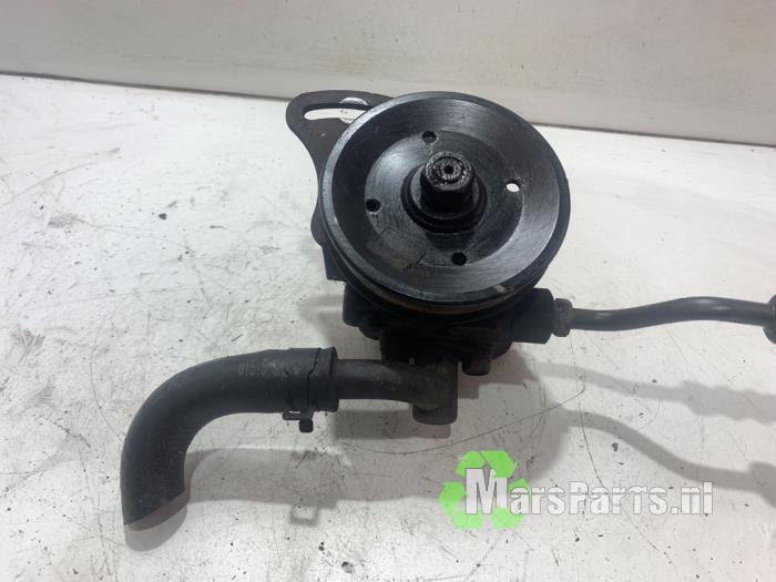 Usagé Pompe de direction Chevrolet Matiz (M200) 0.8 S,SE Prix € 25,00 Règlement à la marge proposé par Autodemontagebedrijf De Mars