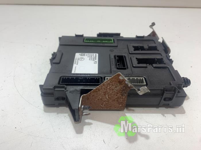 Używane Sterownik Body Control Nissan Qashqai (J11) 1.5 dCi DPF Cena € 80,00 Procedura marży oferowane przez Autodemontagebedrijf De Mars