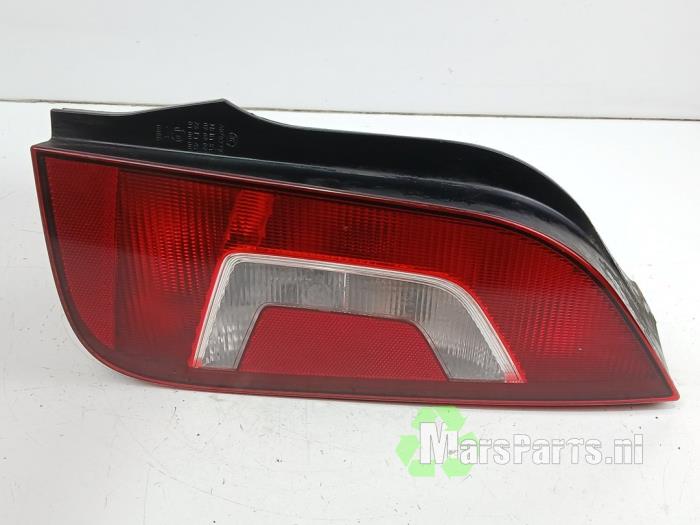 Baklykta, höger från en Volkswagen Up! (121) 1.0 12V 60 2013