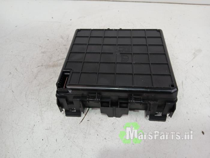 Used Body control computer Ford Fiesta 7 1.1 Ti-VCT 12V 70 Price € 35,00 Margin scheme offered by Autodemontagebedrijf De Mars