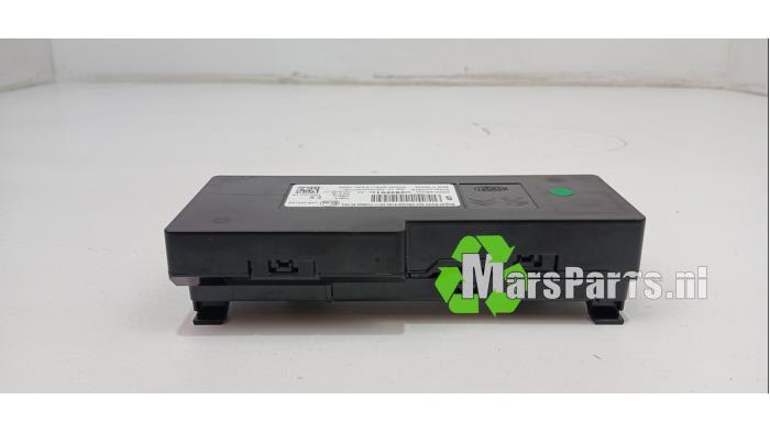 Begagnade Bluetooth-modul Peugeot 308 (L3/L8/LB/LH/LP) 1.5 BlueHDi 130 Pris € 50,00 Marginaltabell erbjuds av Autodemontagebedrijf De Mars