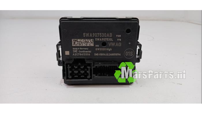 Usados Módulo Gateway Audi A3 Sportback (8YA) 1.5 35 TFSI 16V Mild Hybrid Precio € 70,00 Norma de margen ofrecido por Autodemontagebedrijf De Mars