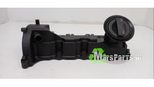 Used Rocker cover Audi A6 Avant (C7) 3.0 TDI V6 24V Quattro Price € 50,00 Margin scheme offered by Autodemontagebedrijf De Mars
