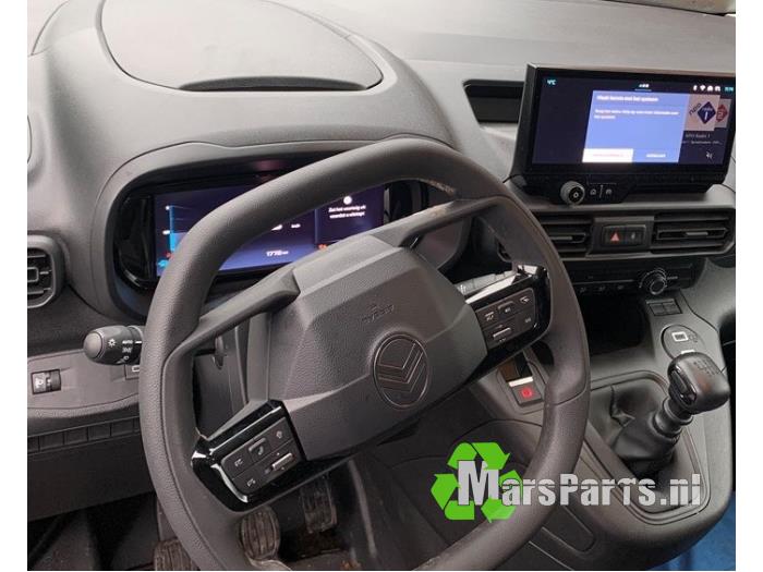 Używane Silnik Citroen Berlingo 1.2 12V PureTech 110 Cena € 1.950,00 Procedura marży oferowane przez Autodemontagebedrijf De Mars