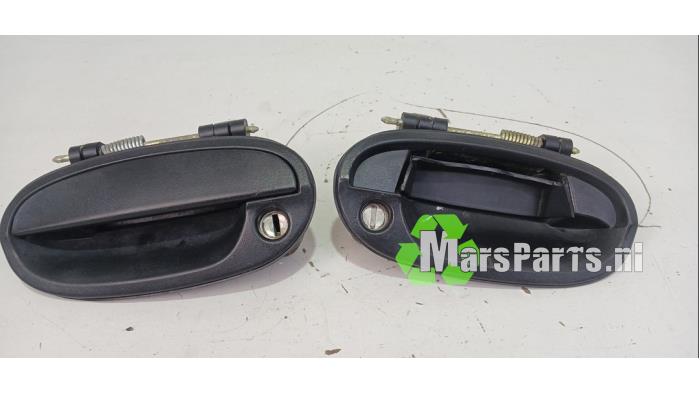 Used Ignition lock + computer Chevrolet Matiz (M200) 0.8 S,SE Price € 85,00 Margin scheme offered by Autodemontagebedrijf De Mars
