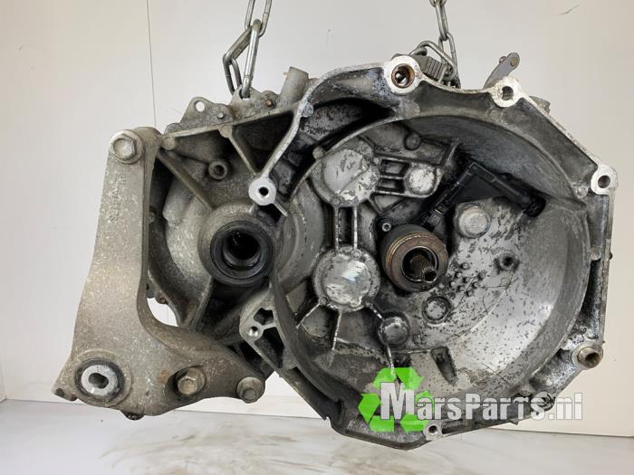 Usagé Boîte de vitesse Opel Astra K Sports Tourer 1.4 Turbo 16V Prix € 2.250,00 Règlement à la marge proposé par Autodemontagebedrijf De Mars
