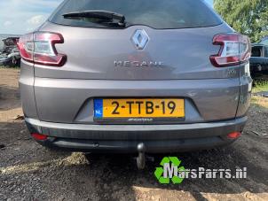 Begagnade Bakre stötfångare Renault Megane III Grandtour (KZ) 1.2 16V TCE 130 Pris € 100,00 Marginaltabell erbjuds av Autodemontagebedrijf De Mars