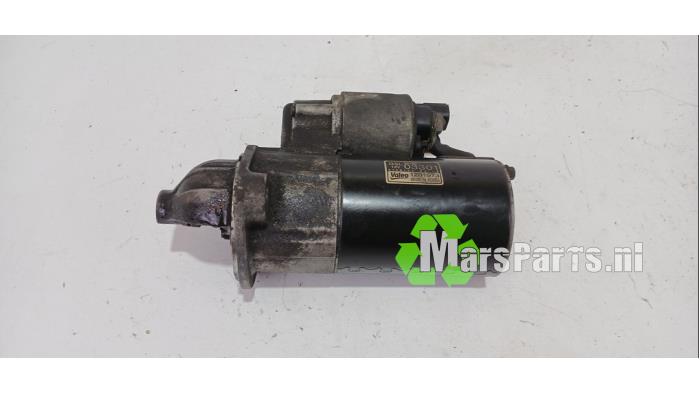Begagnade Startmotor Hyundai i20 1.2i 16V Pris € 25,00 Marginaltabell erbjuds av Autodemontagebedrijf De Mars