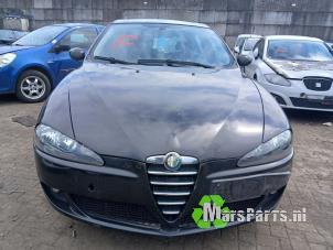 Usagé Boîte à gants Alfa Romeo 147 (937) 2.0 Twin Spark 16V Prix € 50,00 Règlement à la marge proposé par Autodemontagebedrijf De Mars
