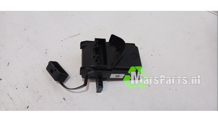 Używane Modul (rózne) Ford Fiesta 7 1.1 Ti-VCT 12V 70 Cena € 35,00 Procedura marży oferowane przez Autodemontagebedrijf De Mars