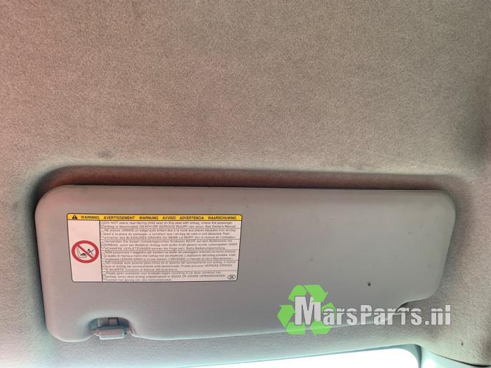 Solskydd från en Daihatsu Sirion 2 (M3) 1.0 12V DVVT 2007