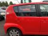 Bakdörr, 4-dörrars, höger från en Daihatsu Sirion 2 (M3) 1.0 12V DVVT 2007