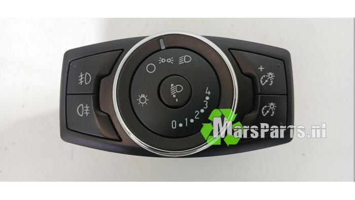 Używane Przelacznik swiatel Ford Transit Courier 1.6 TDCi Cena € 25,00 Procedura marży oferowane przez Autodemontagebedrijf De Mars