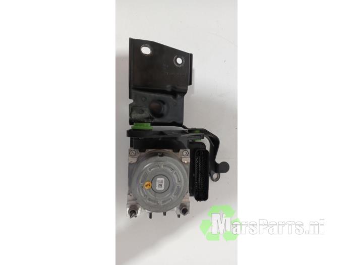 Begagnade ABS-pump Cupra Formentor 1.5 TSI 16V Pris € 140,00 Marginaltabell erbjuds av Autodemontagebedrijf De Mars