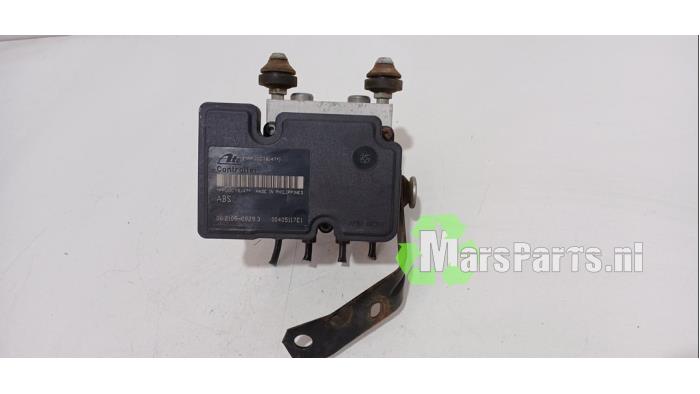 Używane Pompa ABS Subaru Justy (M3) 1.0 12V DVVT Cena € 125,00 Procedura marży oferowane przez Autodemontagebedrijf De Mars