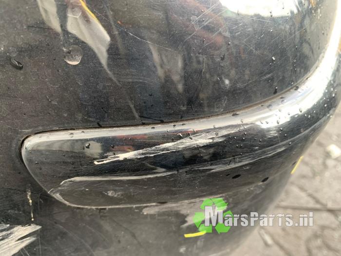 Rear bumper from a Volkswagen Polo IV (9N1/2/3) 1.4 16V 2005