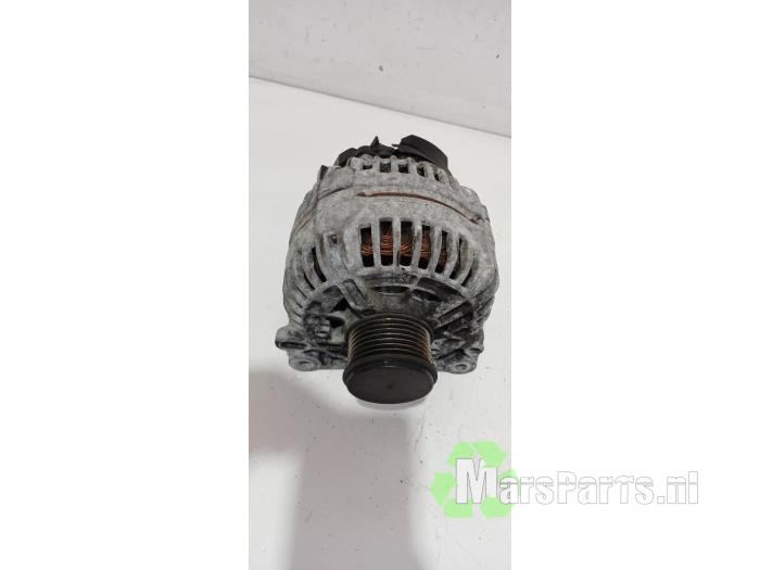 Begagnade Dynamo Volkswagen Touareg (7LA/7L6) Pris € 110,00 Marginaltabell erbjuds av Autodemontagebedrijf De Mars