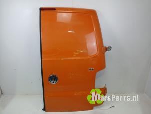 Usagé Portière arrière camionnette Volkswagen Transporter T5 1.9 TDi Prix € 100,00 Règlement à la marge proposé par Autodemontagebedrijf De Mars