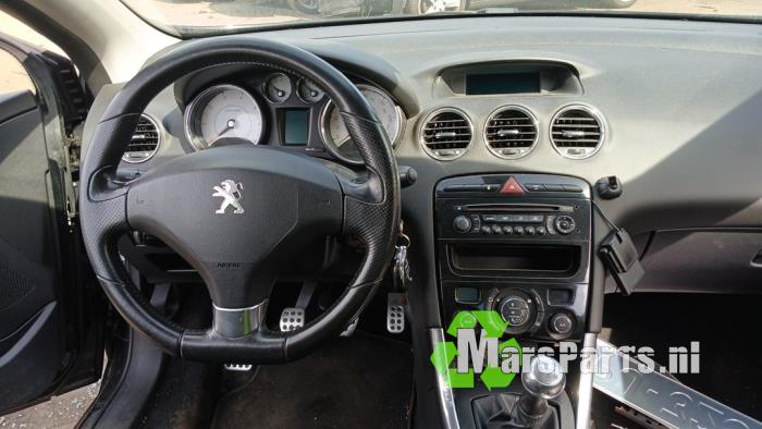 Używane Stacyjka + Kluczyk Peugeot 308 CC (4B) 1.6 VTI 16V Cena € 50,00 Procedura marży oferowane przez Autodemontagebedrijf De Mars