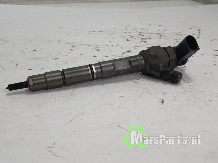 Usagé Injecteurs Volkswagen Golf VII (AUA) 2.0 TDI 16V Prix € 60,00 Règlement à la marge proposé par Autodemontagebedrijf De Mars